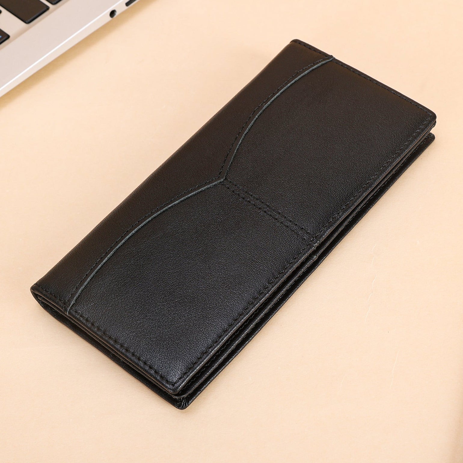 Store wallet/checkbook