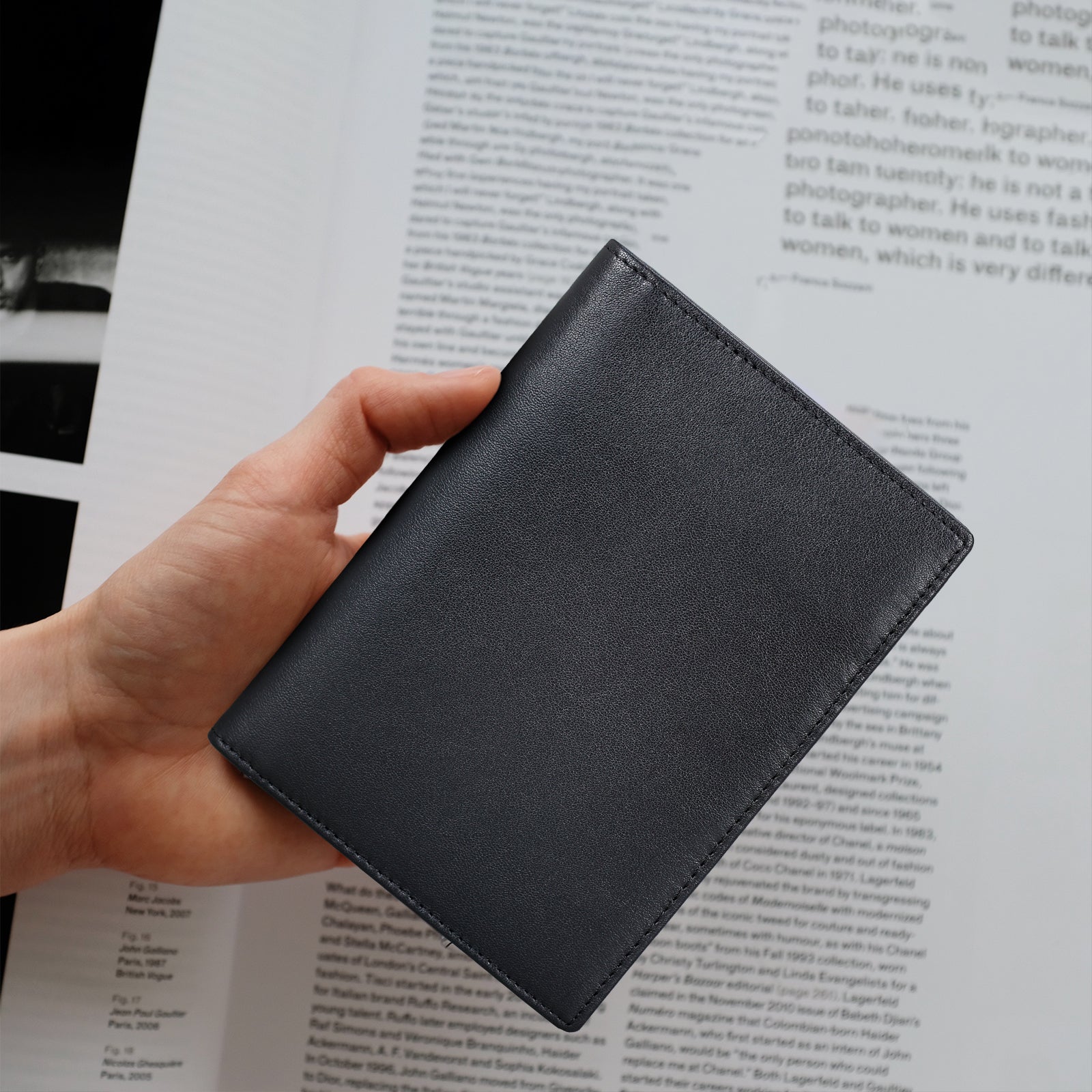 GLOBETROTTER - Full-grain leather card holder – THE OUTLIERMAN