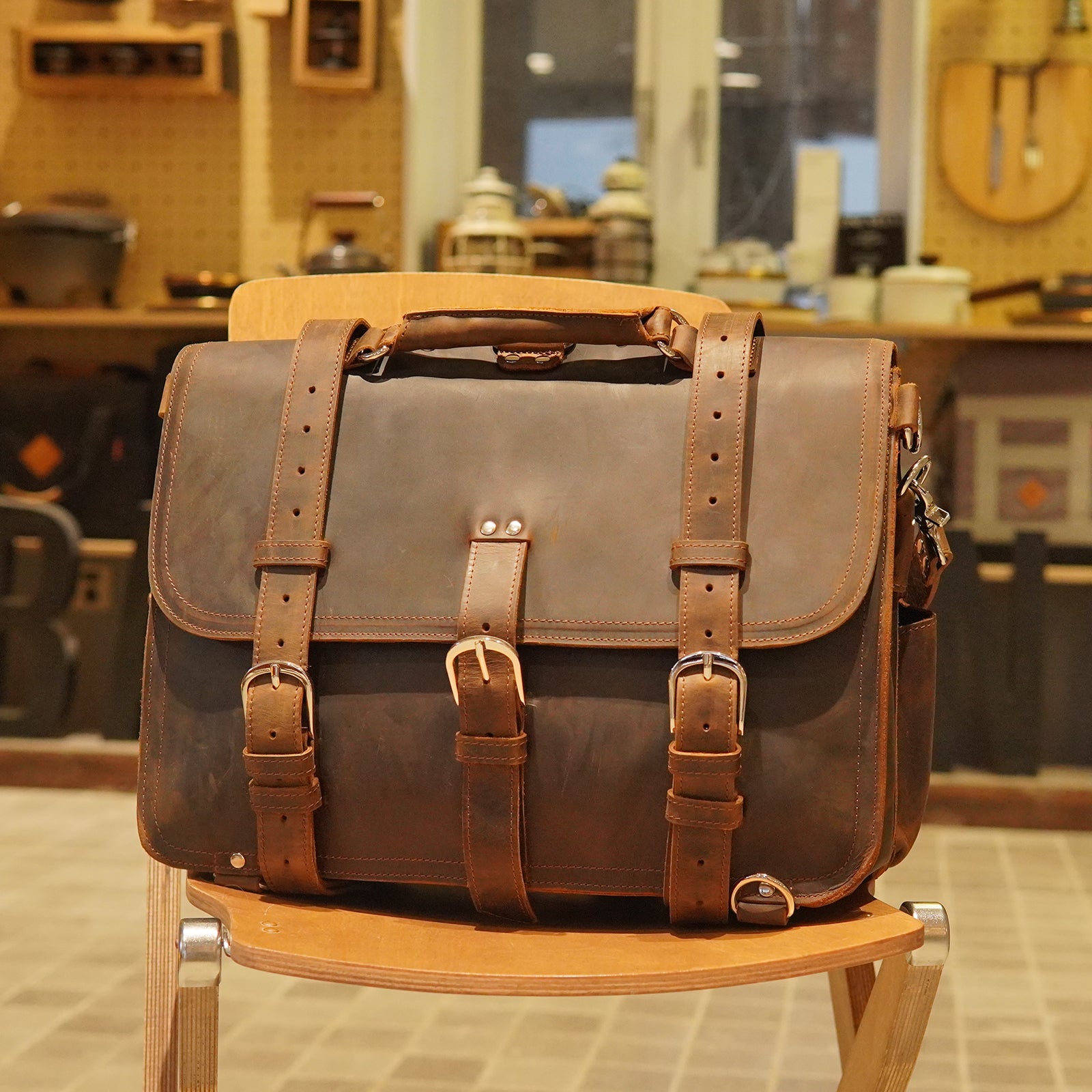 Top grain best sale leather messenger bag